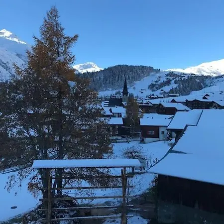 Lovely In Bei Sedrun *