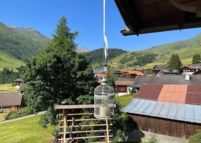 Lovely In Bei Sedrun Appartement