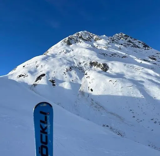 Appartamento Lovely In Bei Sedrun *