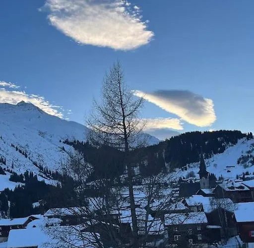 Lovely In Bei Sedrun Appartamento Rueras